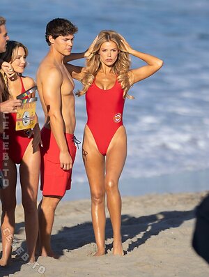 Brooks Nader Nude Leaked Photo #123