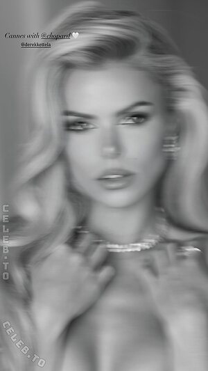 Brooks Nader photo