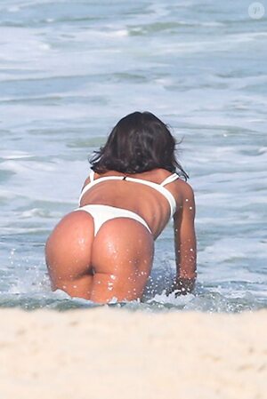 Bruna Marquezine leaked photo #95
