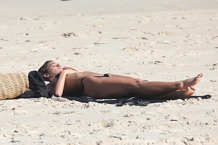 Bruna Marquezine leaked photo #103