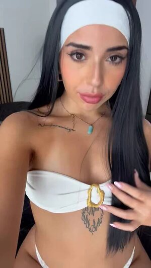 brunetteARGGG leaked photo #5