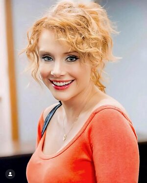 Bryce Dallas Howard leaked photo #235