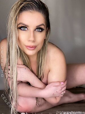 Bunnikay Nude Leaked Photo #41
