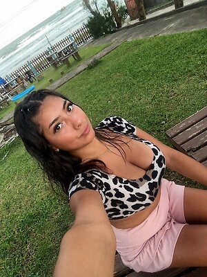 Busty Argentinian girls leaked photo #26