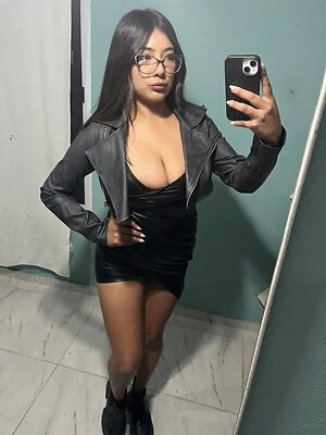 Busty Argentinian girls leaked photo #27