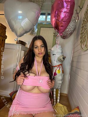 Busty Emily Nude Leaked Photo #104