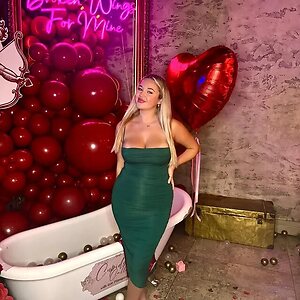 Busty girl Tasha leaked photo #25