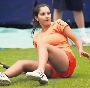 Busty Tennis Girls Nude Leaked Photo #22