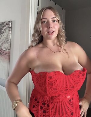 Busty TikTok Girls