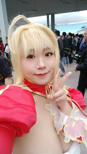 BustyCosplay