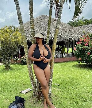 BustyEva-big leaked photo #37