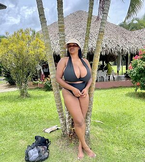 BustyEva-big leaked photo #39