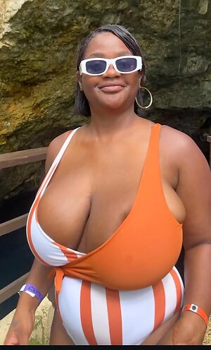 BustyEva-big Nude Leaked Photo #51