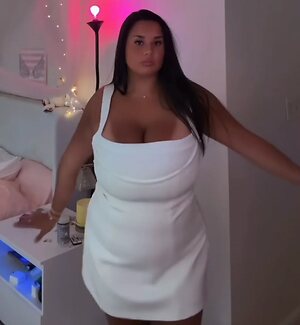 BustyIsaL Nude Leaked Photo #22