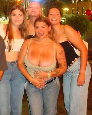 BustyLiv T Nude Leaked Photo #18