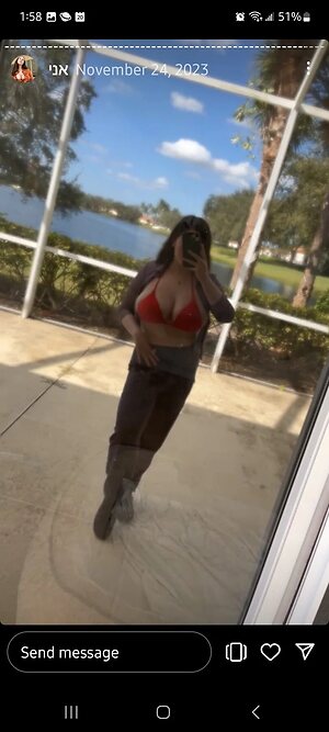 BustyMor N leaked photo #12