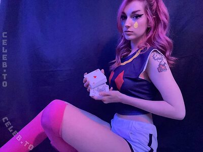 Busy B Asmr photo
