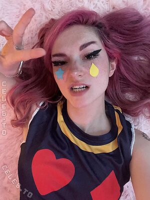 Busy B Asmr photo