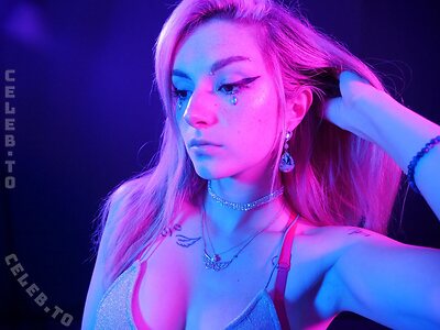 Busy B Asmr photo
