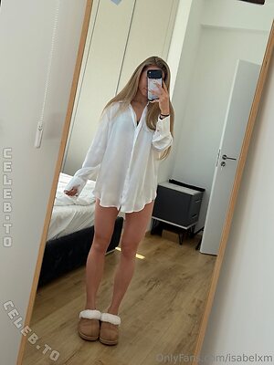 By.isabelyvonne Nude Leaked Photo #96