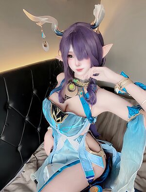 Caeshy.s leaked photo #3