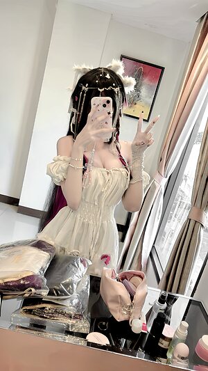 Caeshy.s leaked photo #32