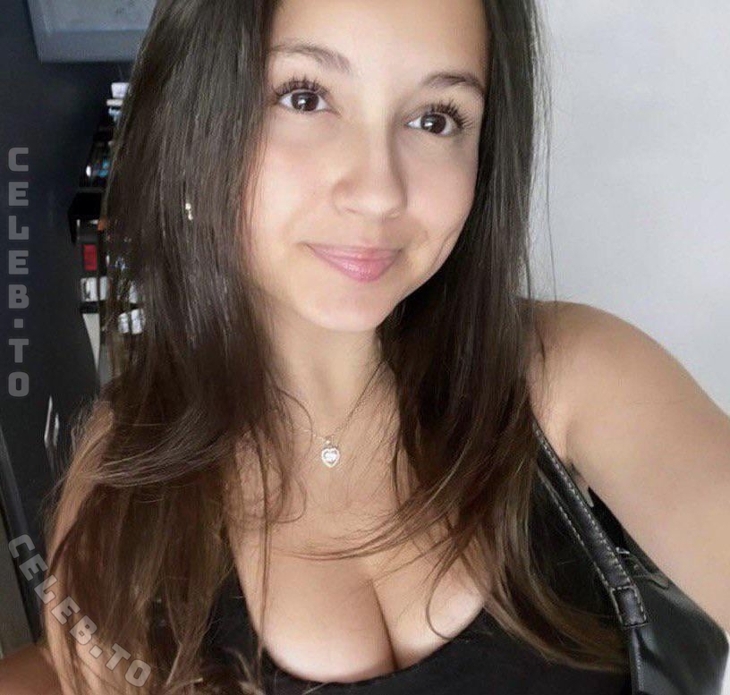 Cait ASMR photo
