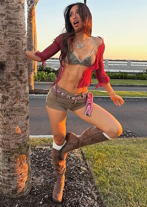 Cait Knight leaked photo #20