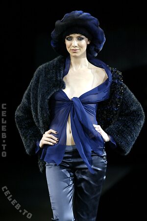 Caitriona Balfe Nude Leaked Photo #12