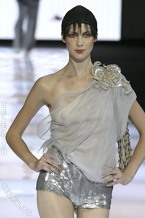 Caitriona Balfe Nude Leaked Photo #15