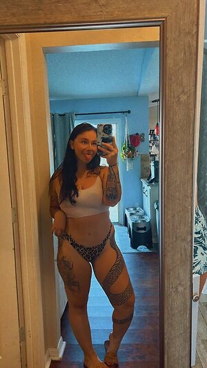 Callhermommyyy leaked photo #10
