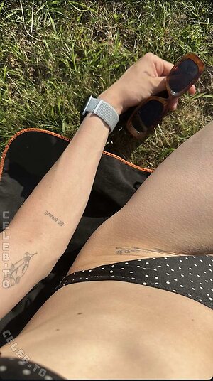 Callmetiziaa Nude Leaked Photo #6