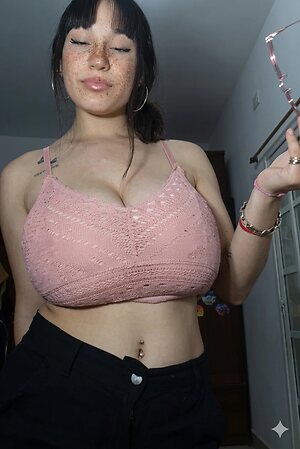 Cami H Nude Leaked Photo #83