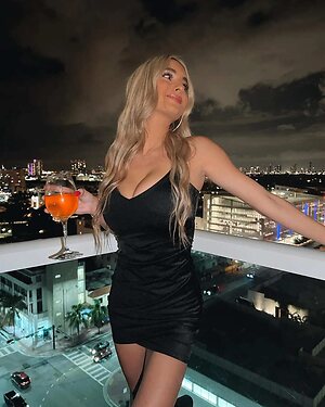 Cami leaked photo #26