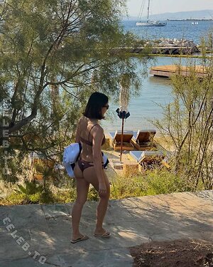 Camila Mendes photo