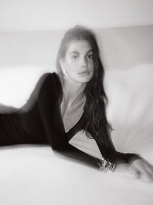 Camila Morrone leaked photos