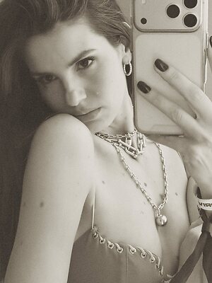 Camila Queiroz leaked photo #5
