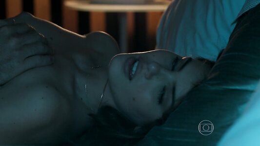 Camila Queiroz leaked photo #25