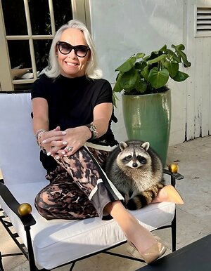 Candace L. Collins leaked photo #13