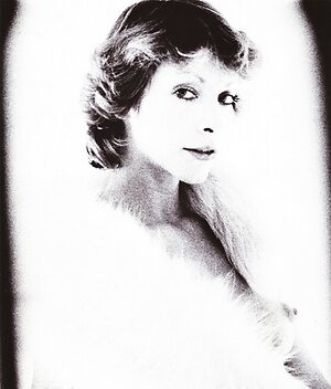Candace L. Collins leaked photo #21