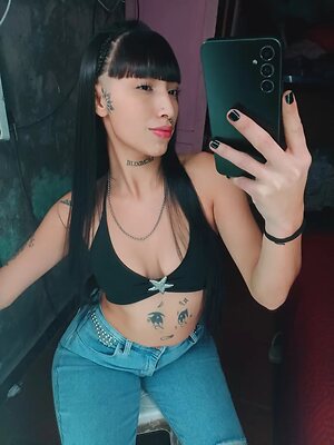 Candela Naveiro leaked photo #6