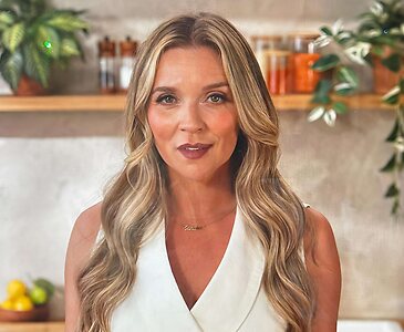 Candice Brown leaked photo #10