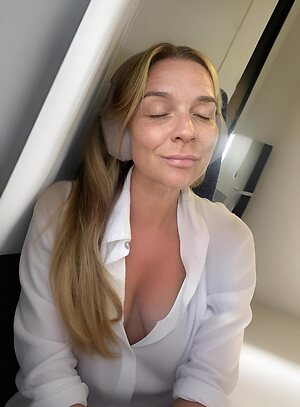 Candice Brown leaked photo #13