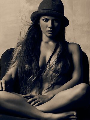 Candice De Visser Nude Leaked Photo #17