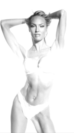 Candice Swanepoel leaked photo #687