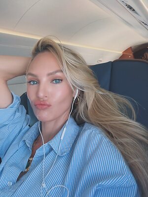 Candice Swanepoel leaked photo #1019