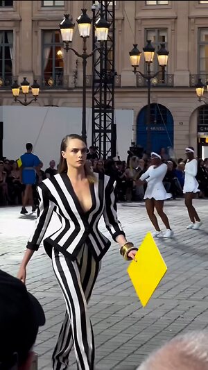 Cara Delevingne Hot leaked photo #4