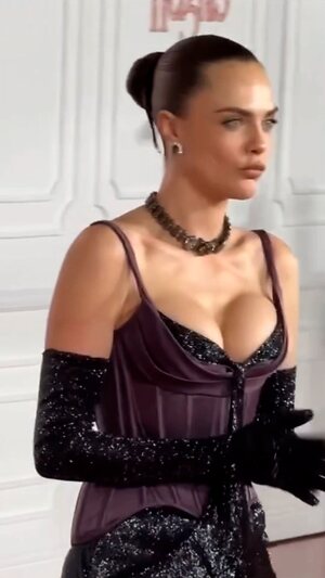 Cara Delevingne Hot leaked photo #12