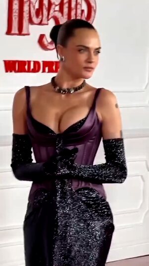 Cara Delevingne Hot leaked photo #25