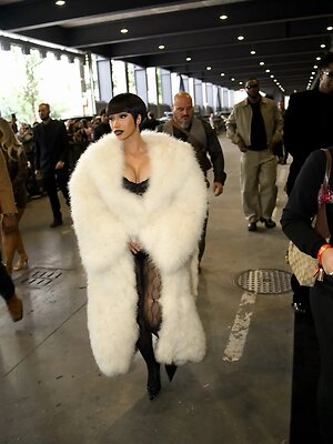 Cardi B leaked photo #49